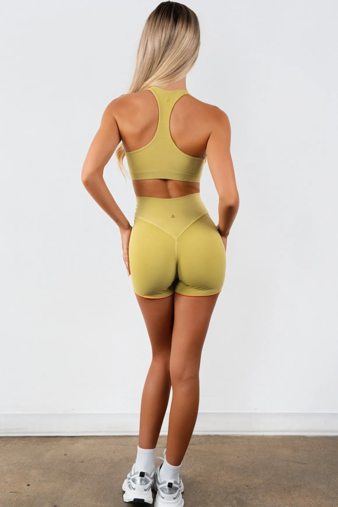Cloud II™ Outline Volley Short - Avocado Washed