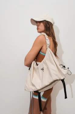 Crescent Sport Bag - Bone