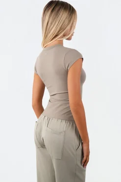 Vitality Basis® Scoop Tee - Hazelnut