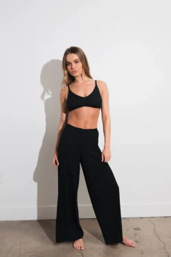 Vitality Float V Bralette - Midnight