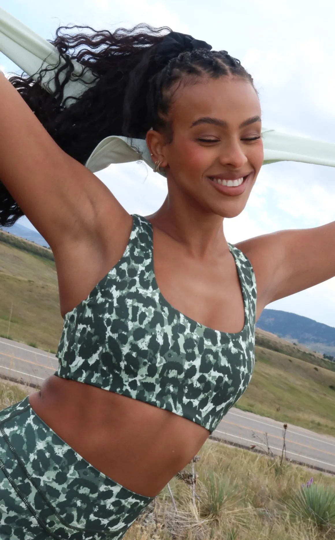 Vitality Pulse® Core Bra - Olive Feline