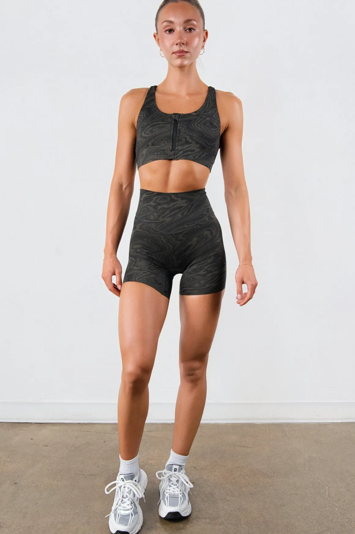 Vitality Pulse® Volley Short - Woodgrain