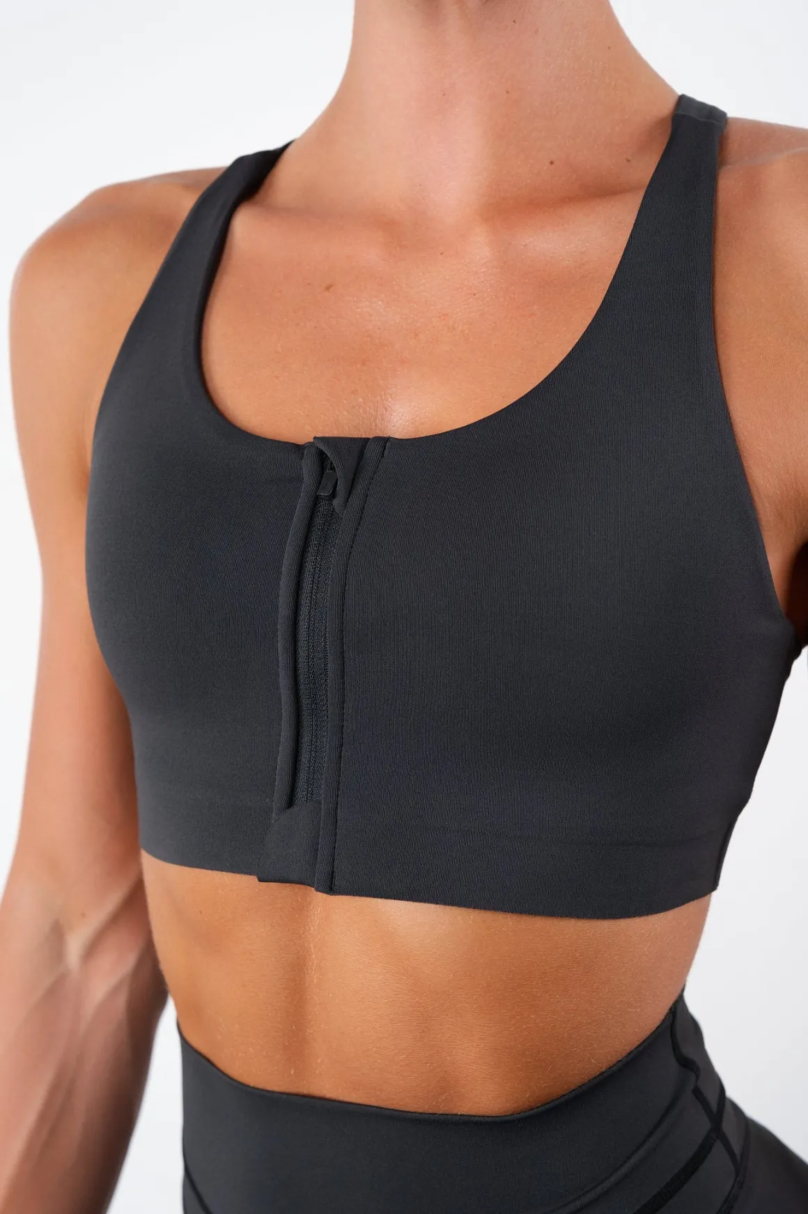 Vitality Pulse® Zip Bra - Midnight Washed