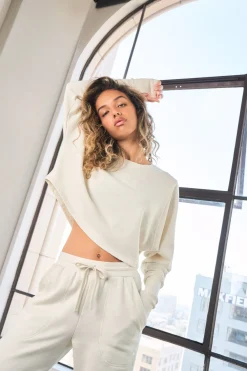 Vitality Remedy® Crop Crew - Bone Washed